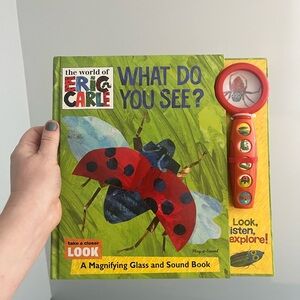 Eric Carle Magnifying Glass and Sound Book What do you see NEW